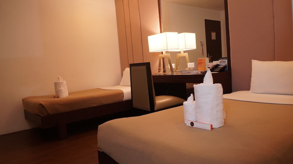 Tacloban Plaza Hotel 25/51
