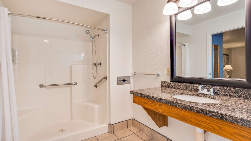 Best Western Arcata Inn 22/58