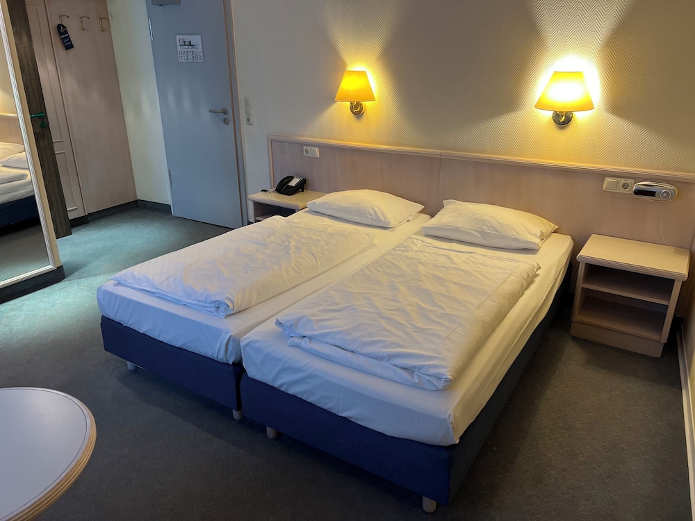 Hoteltraube Rudesheim 25/50