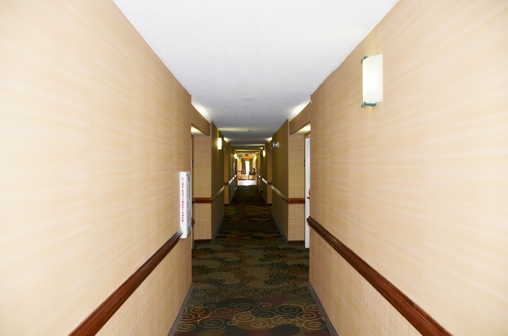 Red Roof Inn Washington, NC 22/46