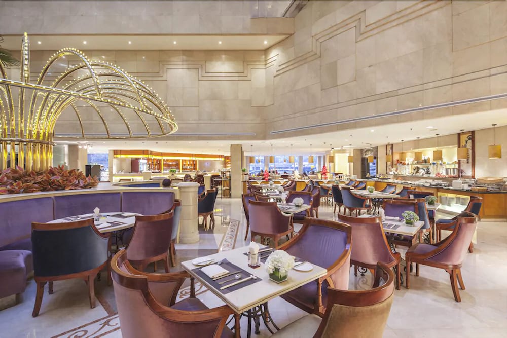 Jianguo Hotel Shanghai 46/56