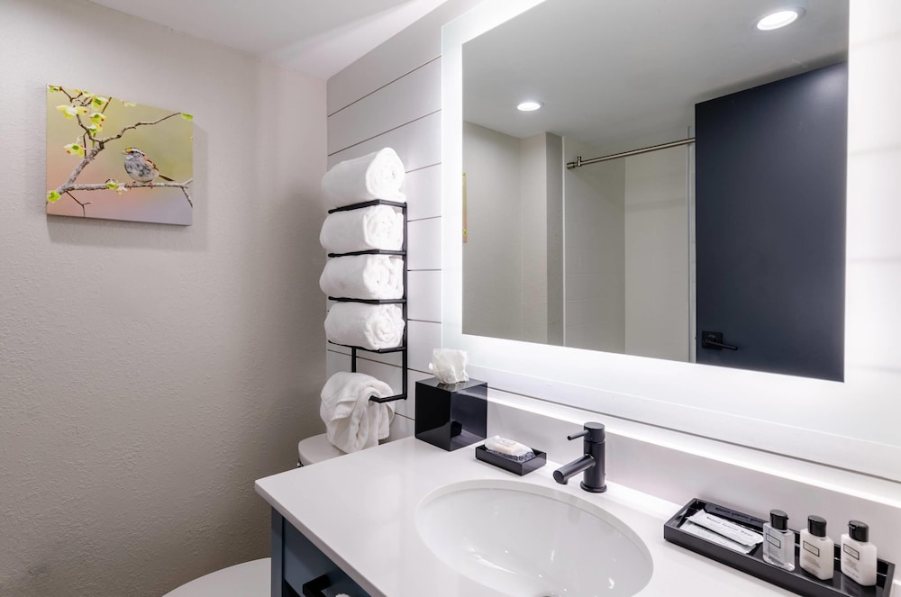 Graystone Lodge, an Ascend Collection Hotel 49/50