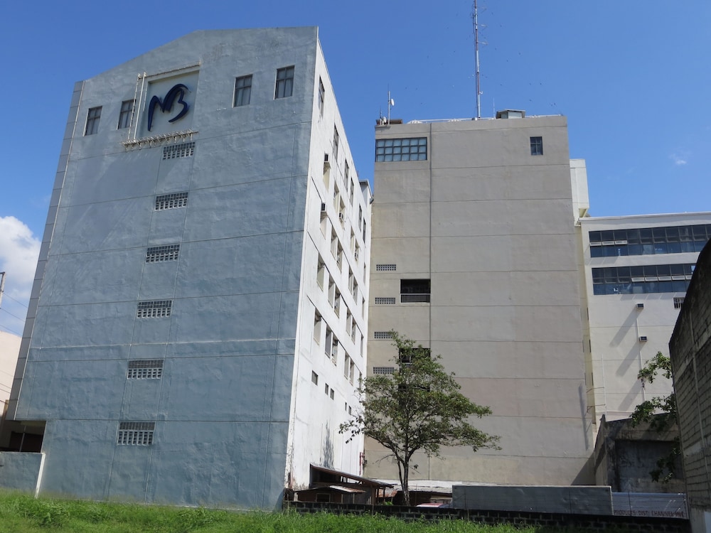 Mallberry Suites Business Hotel 1/59