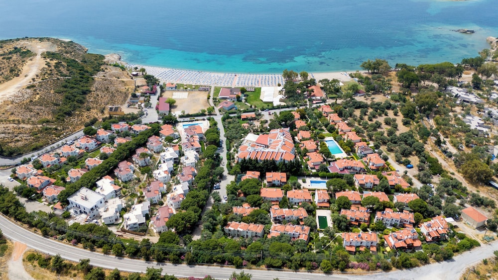 Hanedan Beach Hotel 28/32