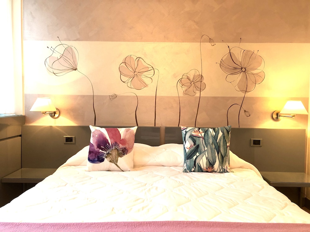 Hotel Alfieri 27/76