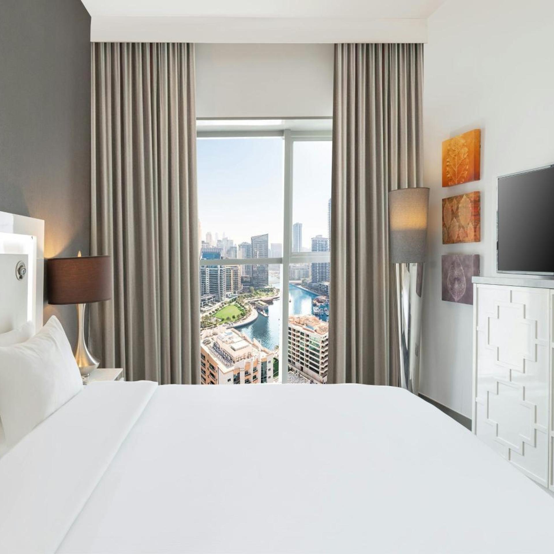 1 Bedroom, Sol, Suite, King Bed, Sofa, Accessible