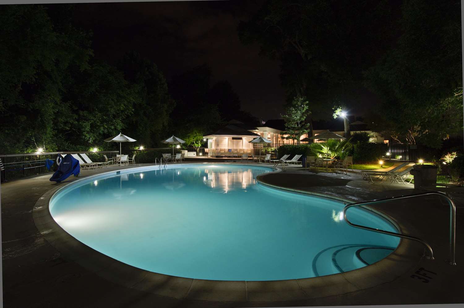 Hampton Inn And Suites Wilmington-Wrightsville Beach 69/74