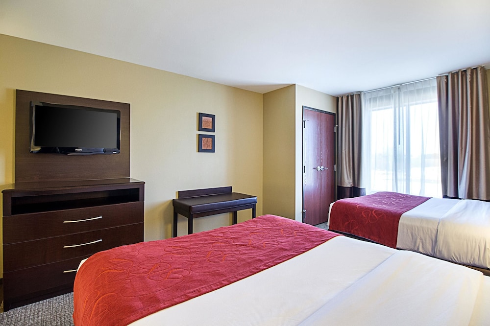 Comfort Suites & Conference Center Worthington MN 6/38