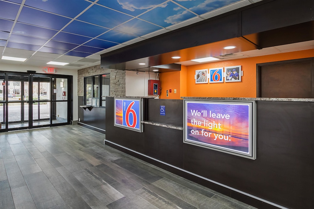 Motel6 Savannah, GA - Midtown 6/44
