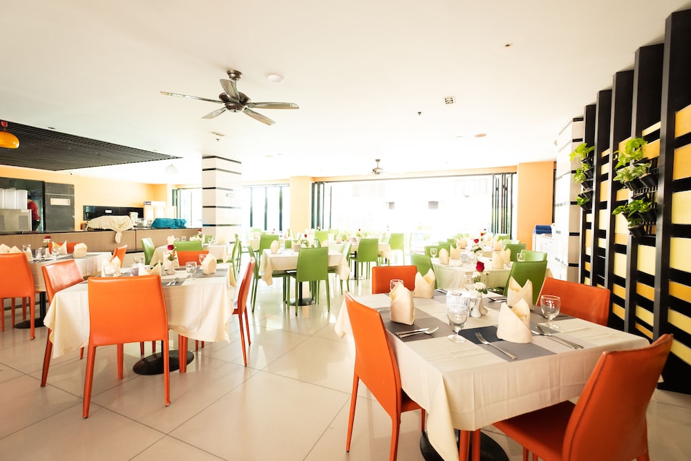 Vogue Hotel Pattaya 52/63