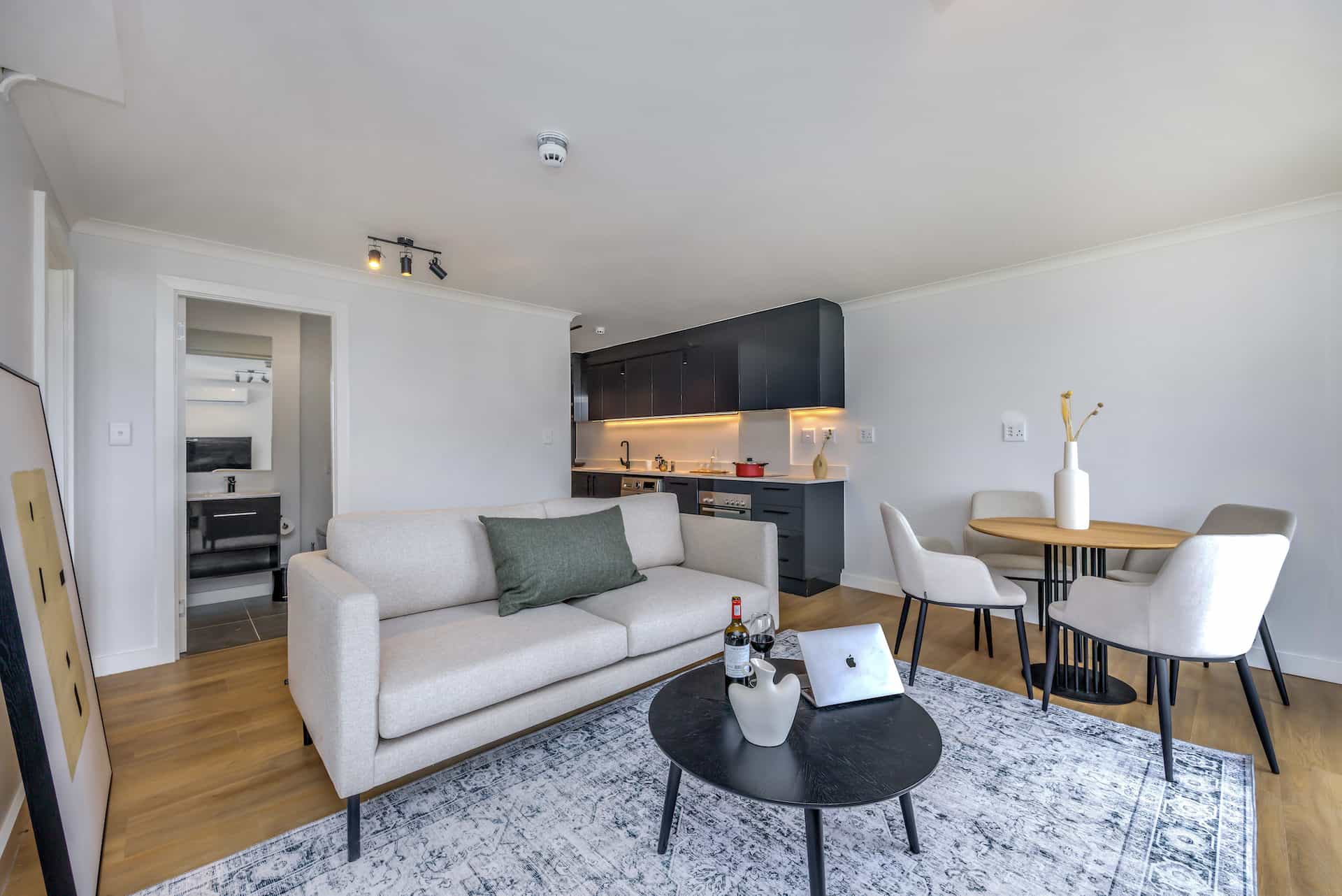 Newlands Peak Aparthotel 24/50