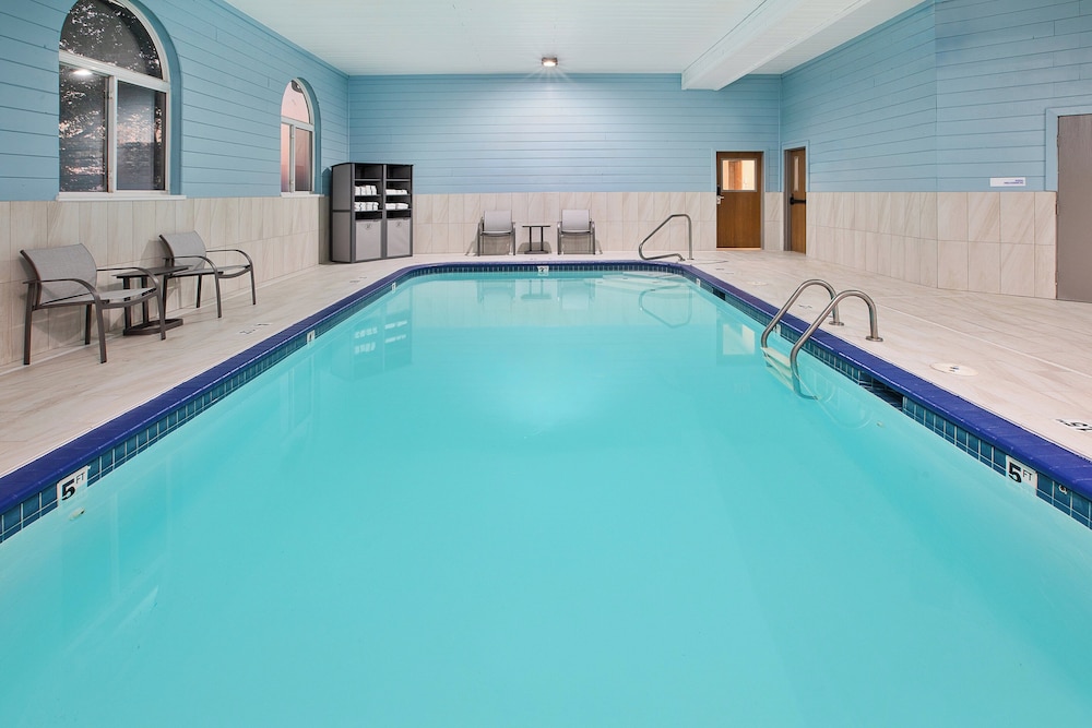 swimming pool spa