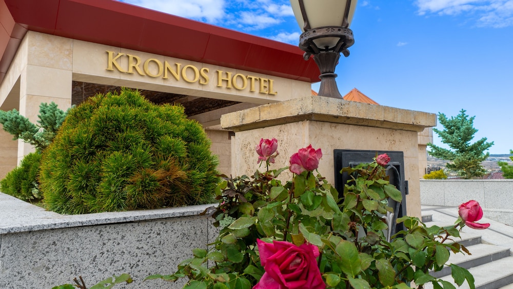 Kronos Hotel 6/39