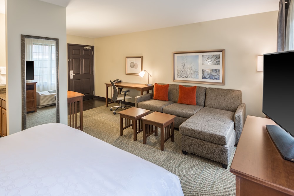 Staybridge Suites Kansas City-Independence 22/63