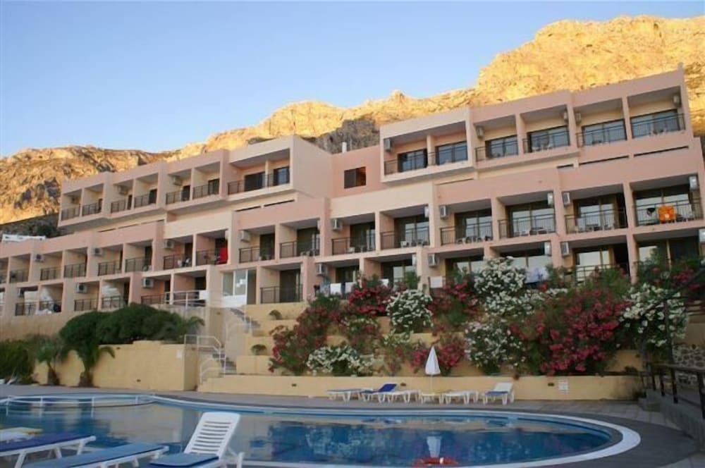 Hotel Plaza 7/58