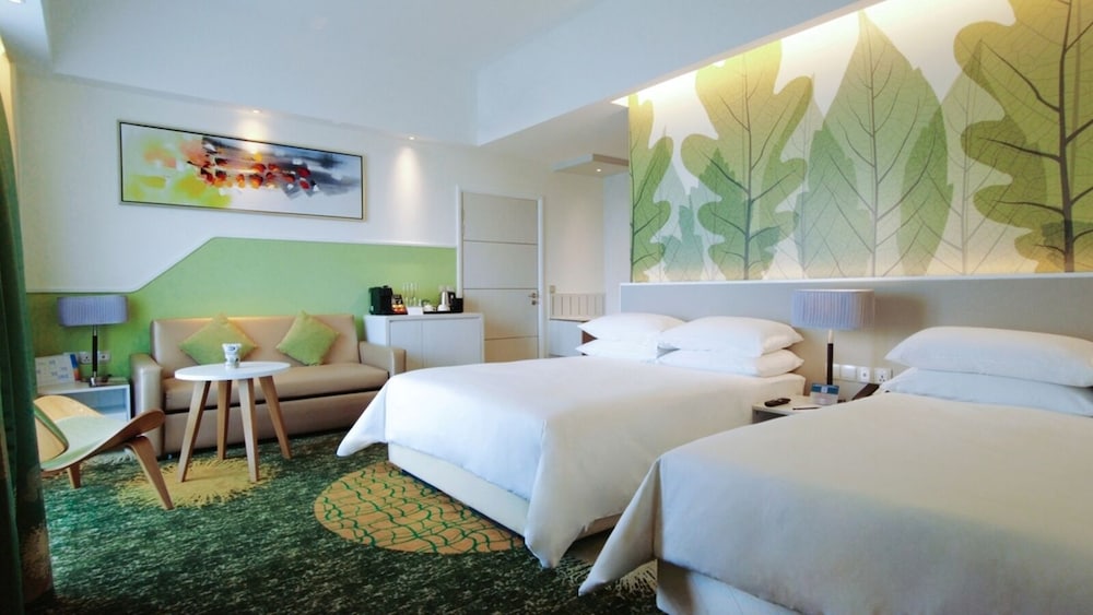Sunway Velocity Hotel 35/65