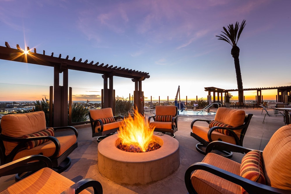 Grand Pacific Palisades Resort Hotel 50/71