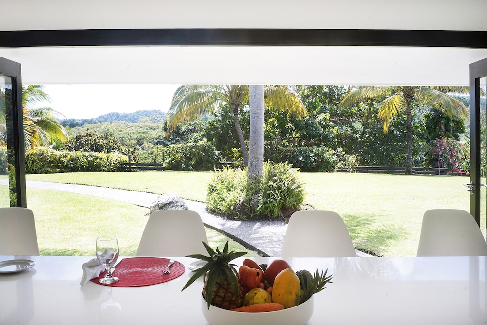 Panorama Villa 8/20