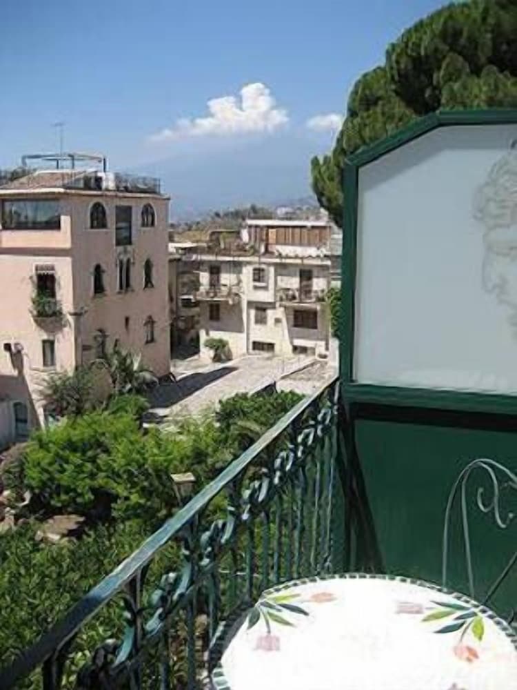 Villa Gaia 28/29