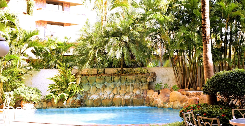 Yotau All Suites Hotel 1/50