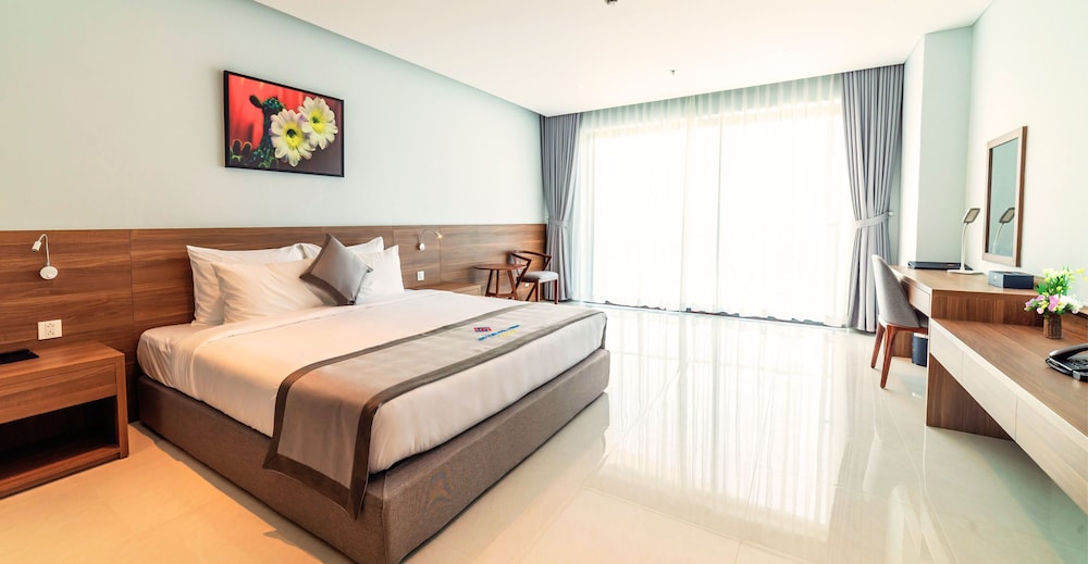 Long Thuan Hotel Resort 10/50