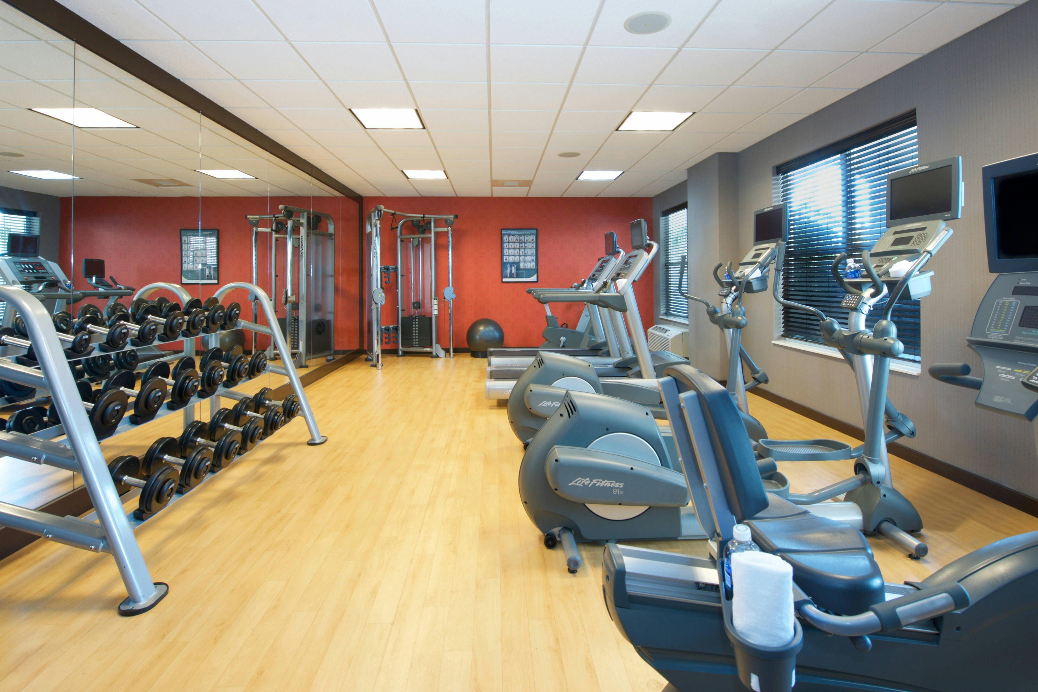 Residence Inn by Marriott Newark Silicon Valley 4/8
