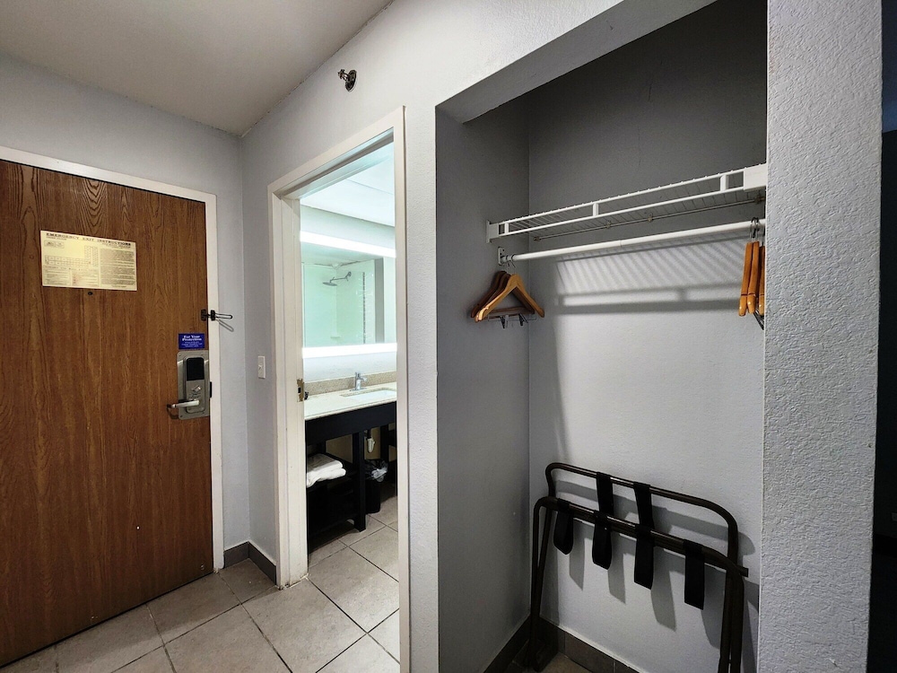 Motel6 Pine Bluff, AR 7/50