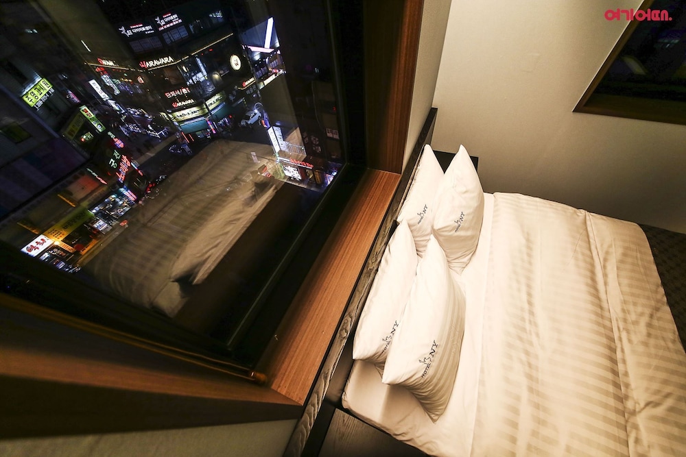 New York Hotel 34/50