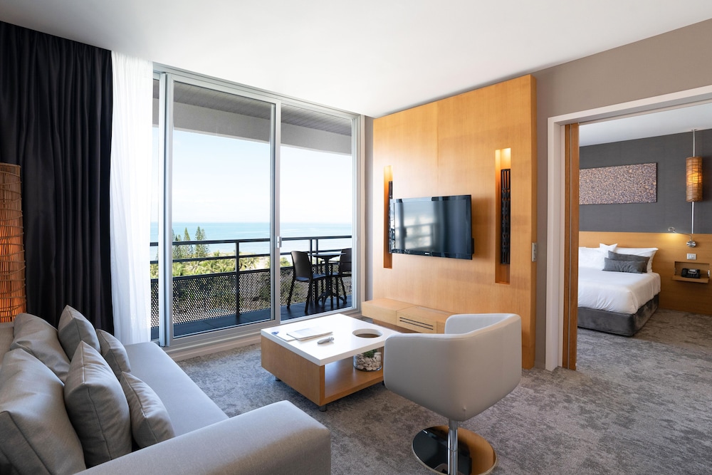 Chateau Royal Beach Resort and Spa 48/60