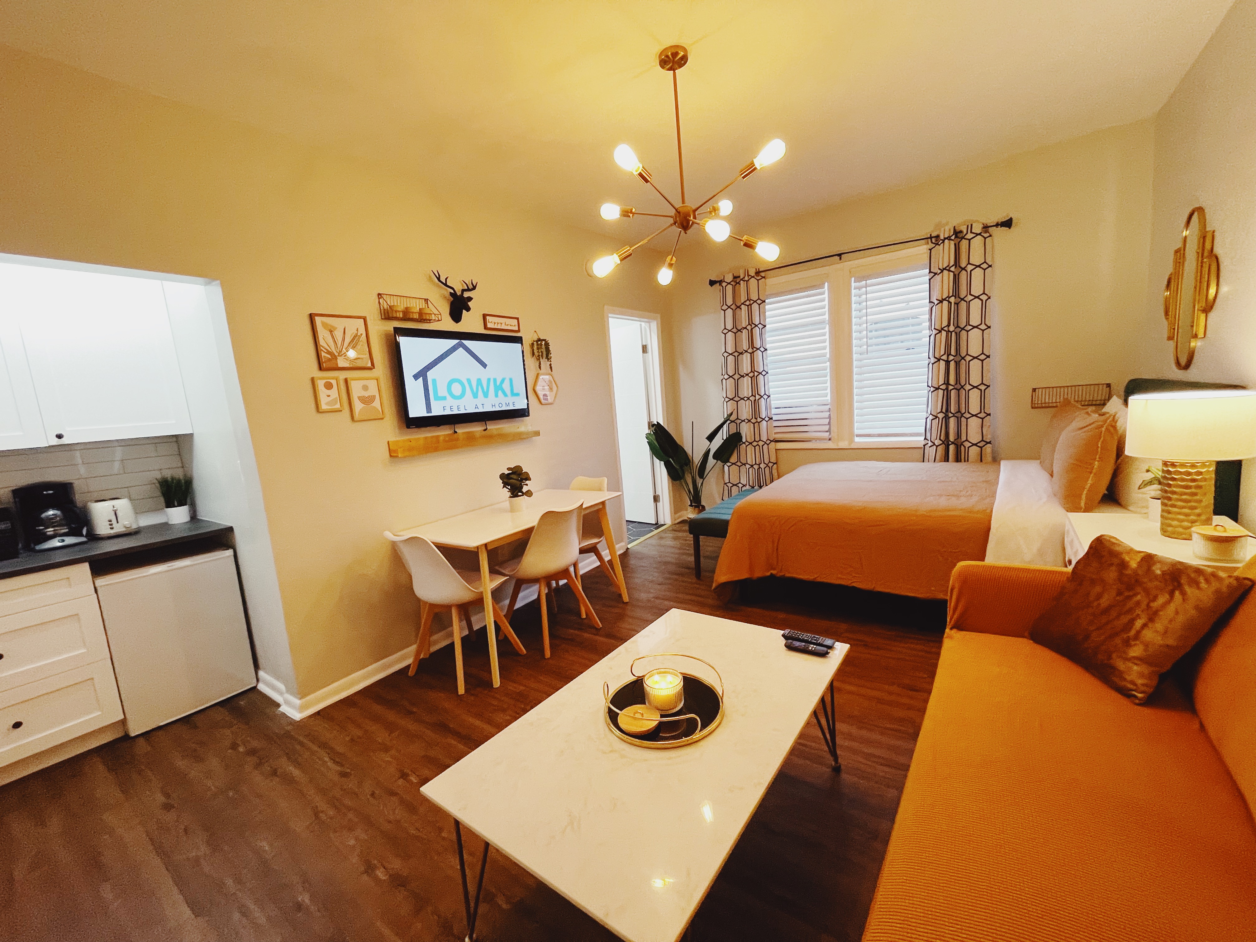 Princess Ann Hotel 40/50