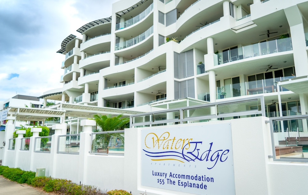 Waters Edge Apartments 4/50