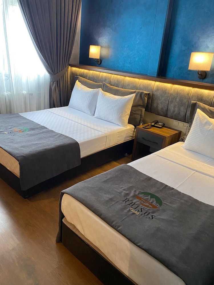 Green Hotel 18/51