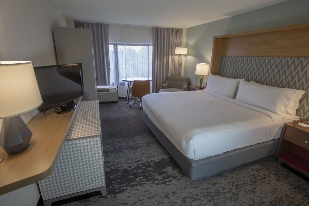Holiday Inn Orlando International Airport 15/72