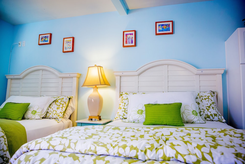 Leucadia Beach Inn 26/52