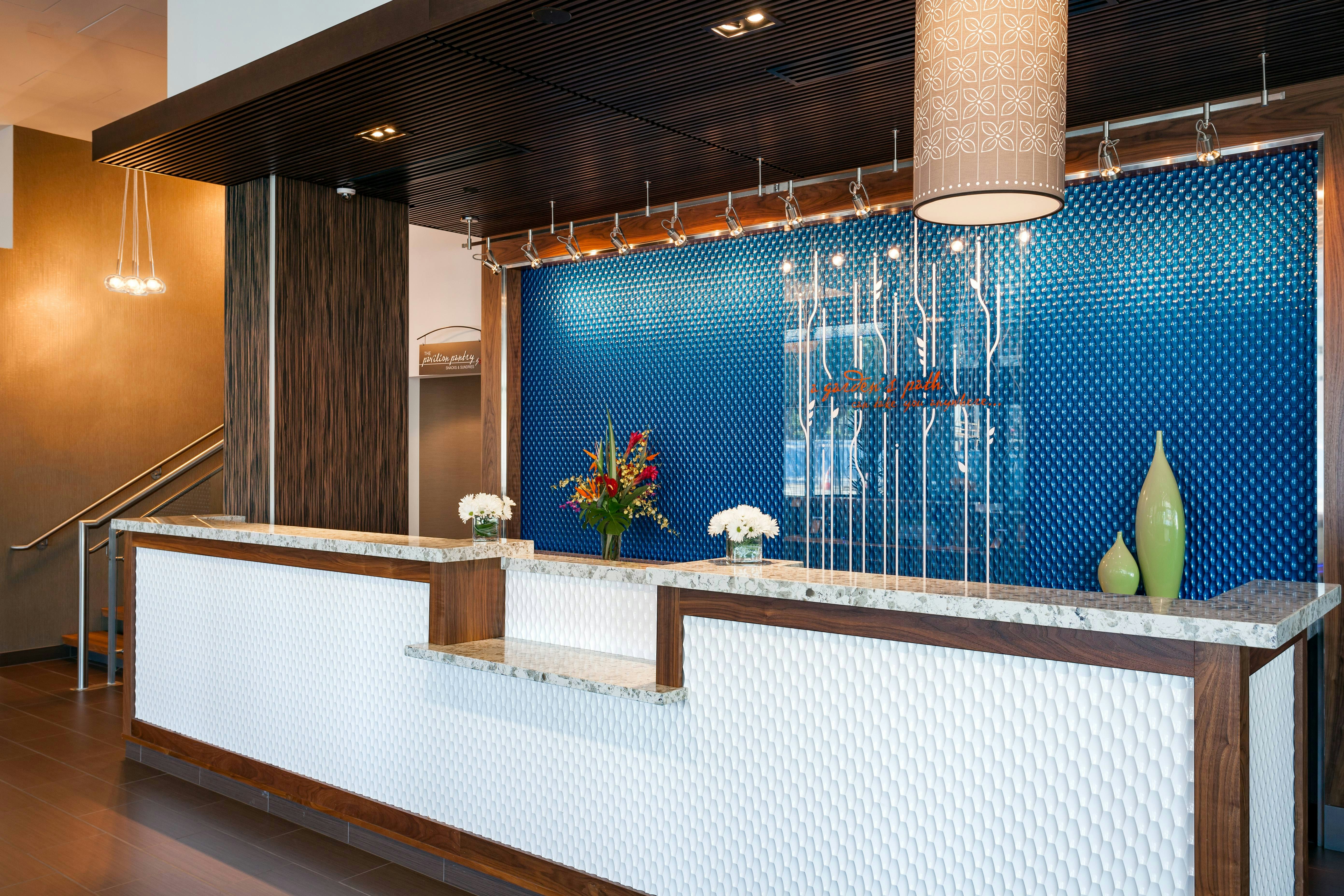Hilton Garden Inn Seattle Downtown 11/80