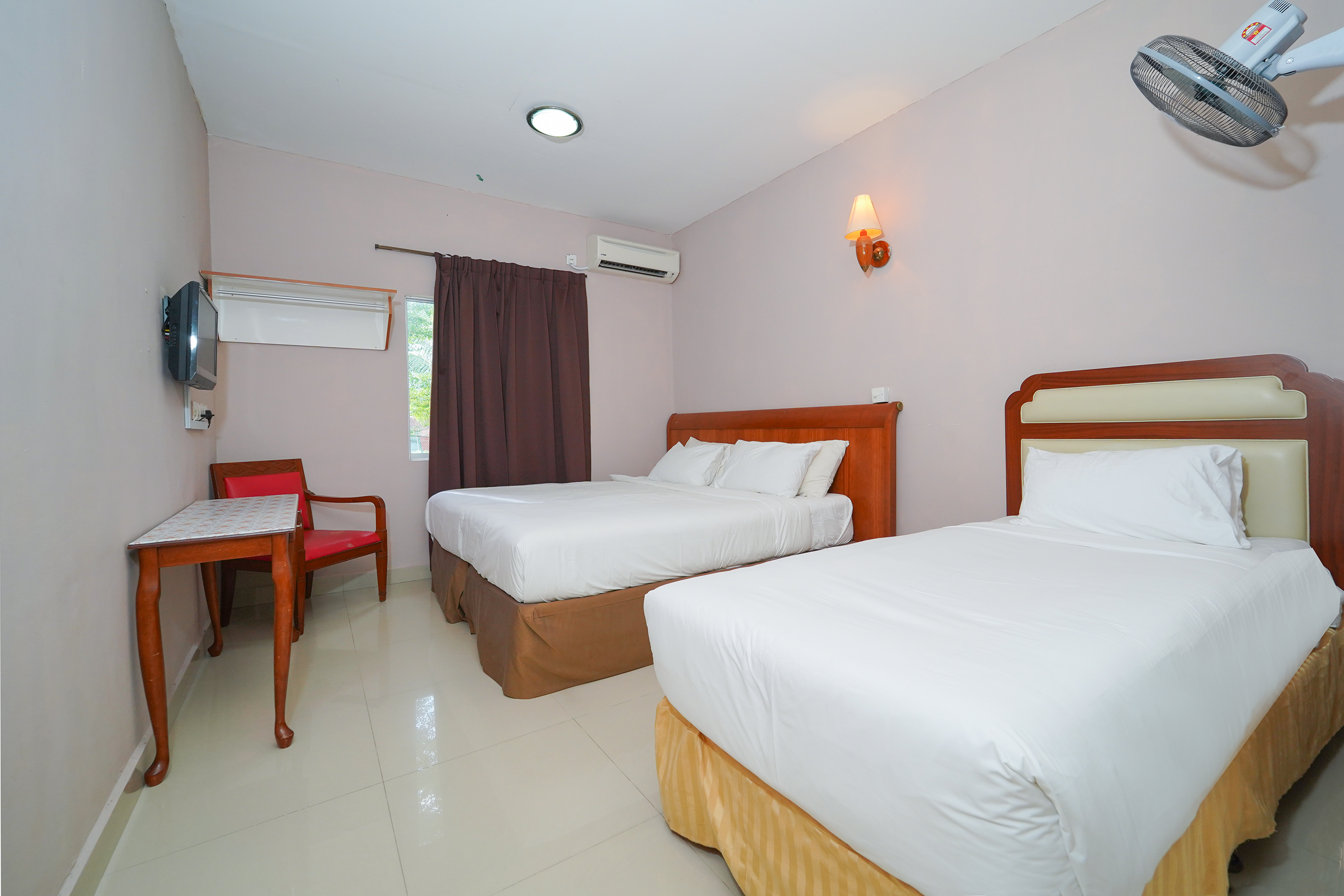 Mila Motel 2 18/31