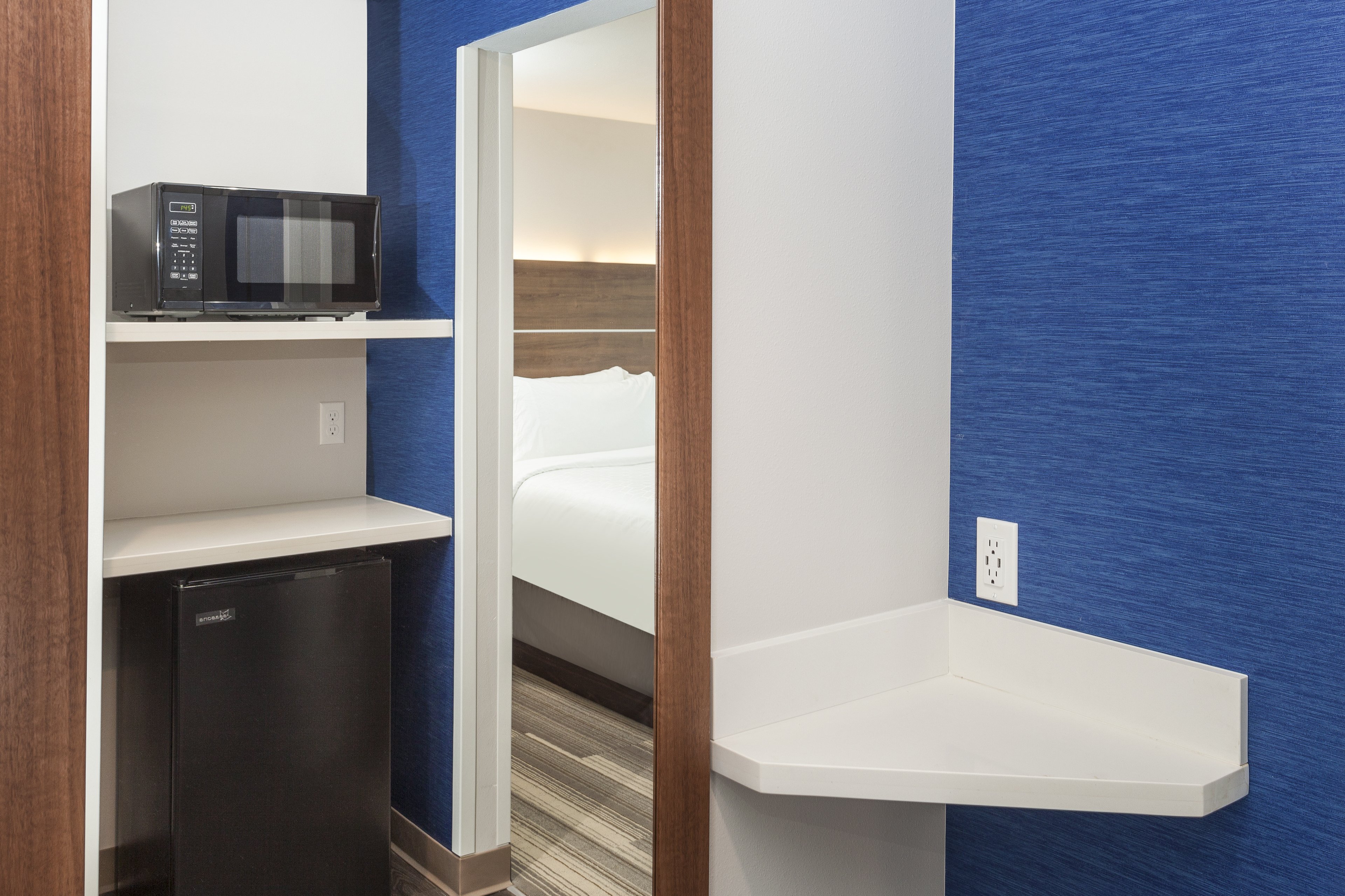 Holiday Inn Express And Suites Hudson I 94 35/35