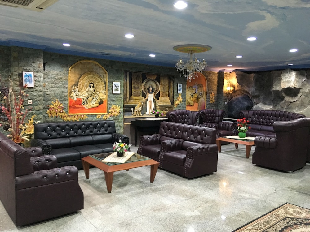 Boutique Hotel 01 19/34