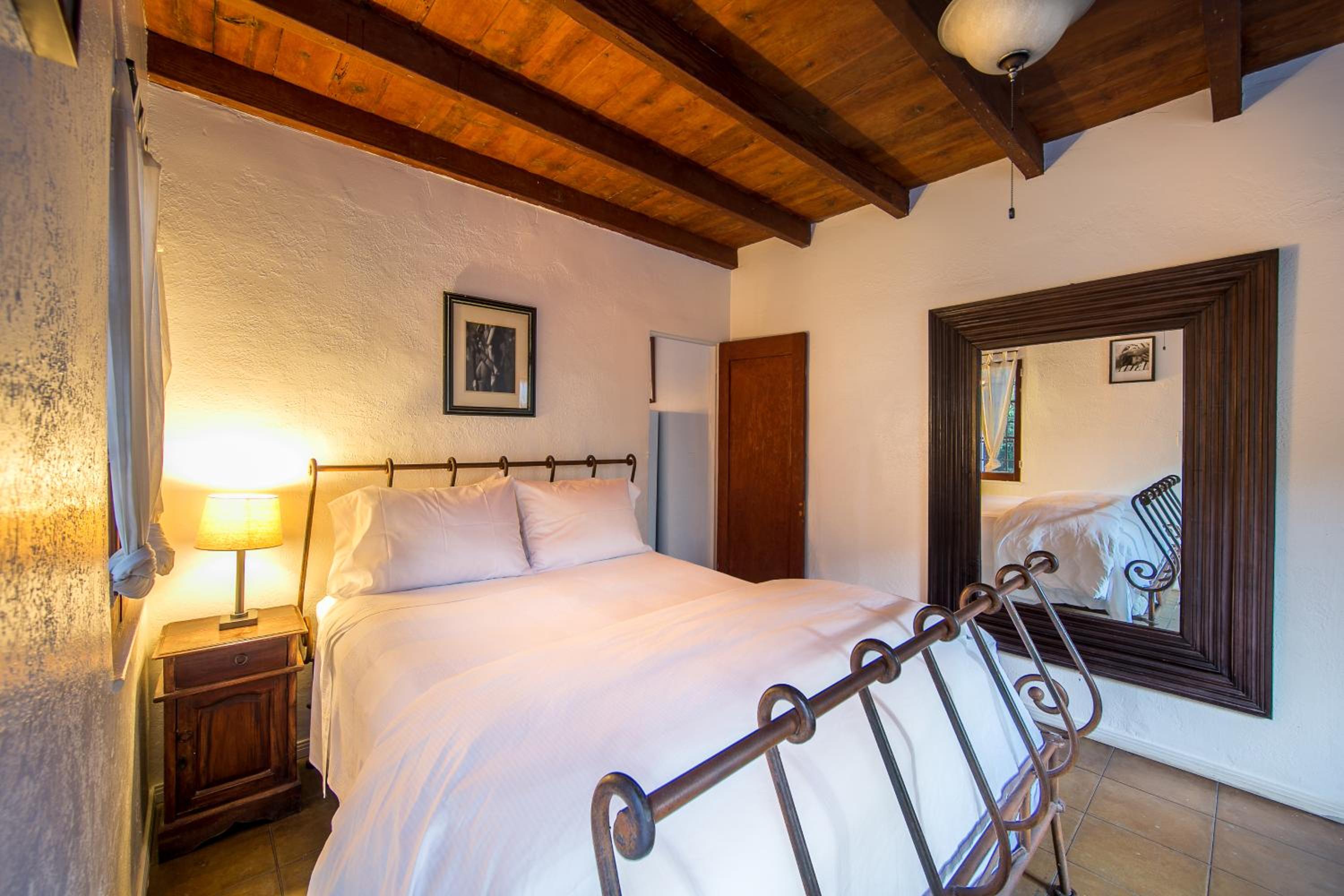 Paxos, Suite, Queen Bed