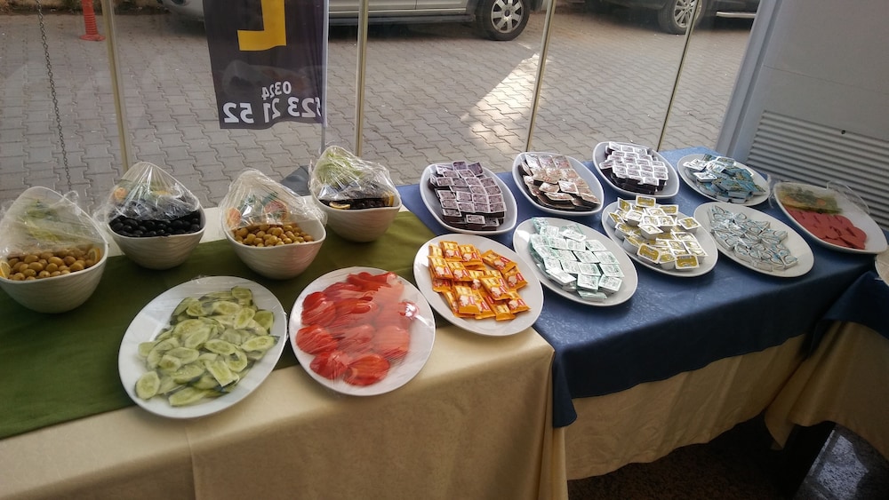 Korykos Hotel 18/24