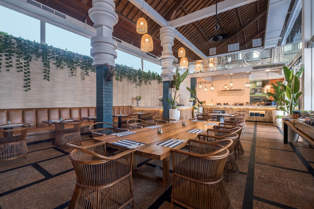 MONTIGO RESORTS SEMINYAK 58/73