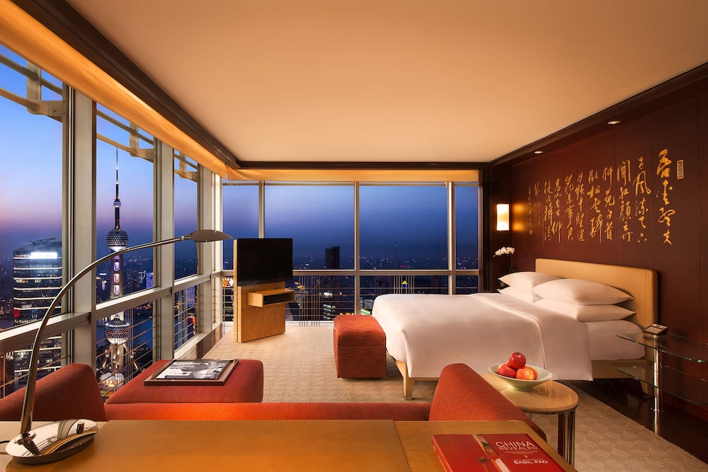 GRAND HYATT SHANGHAI 16/69