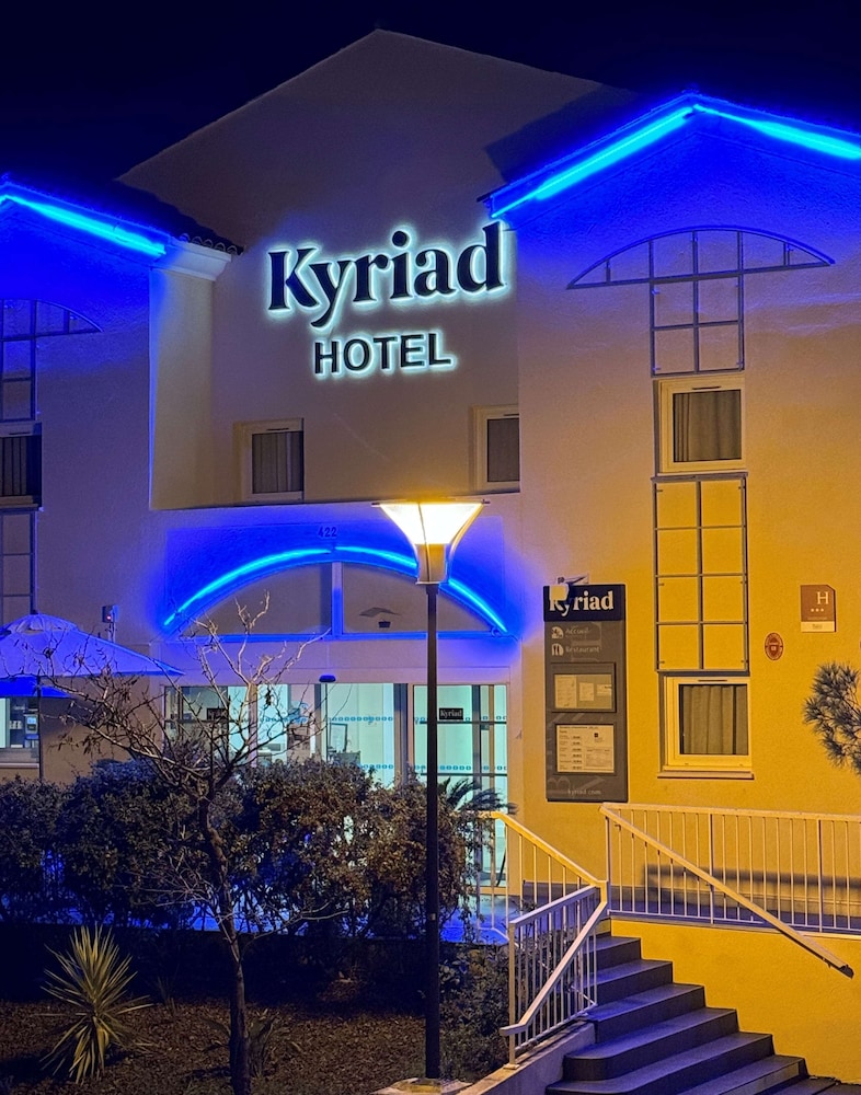 KYRIAD FREJUS CENTRE - SAINT RAPHAEL 40/74
