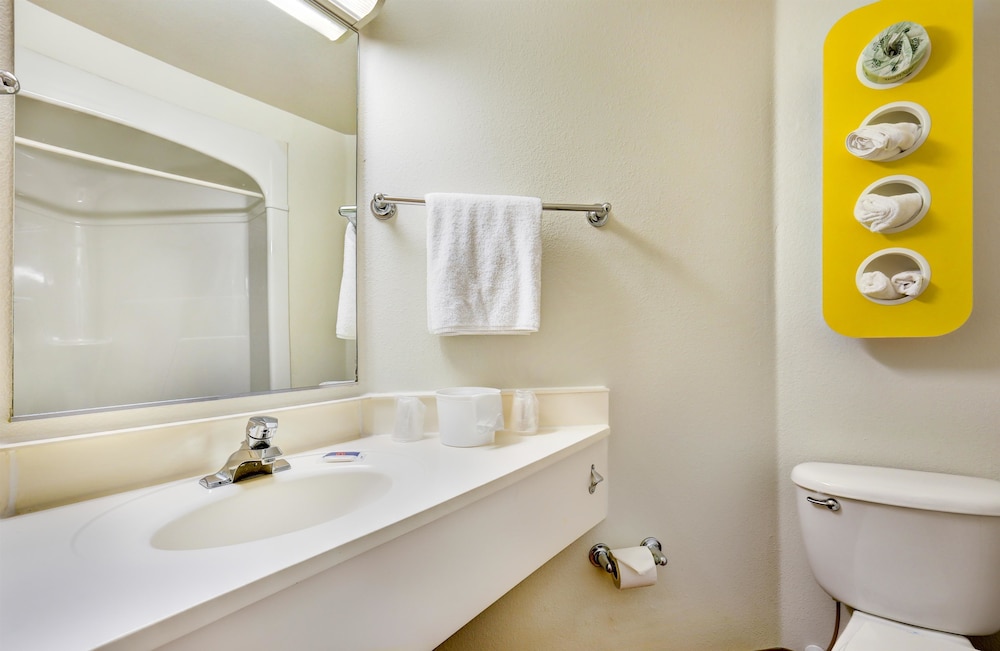 Motel6 Roseburg, OR - I-5 41/44