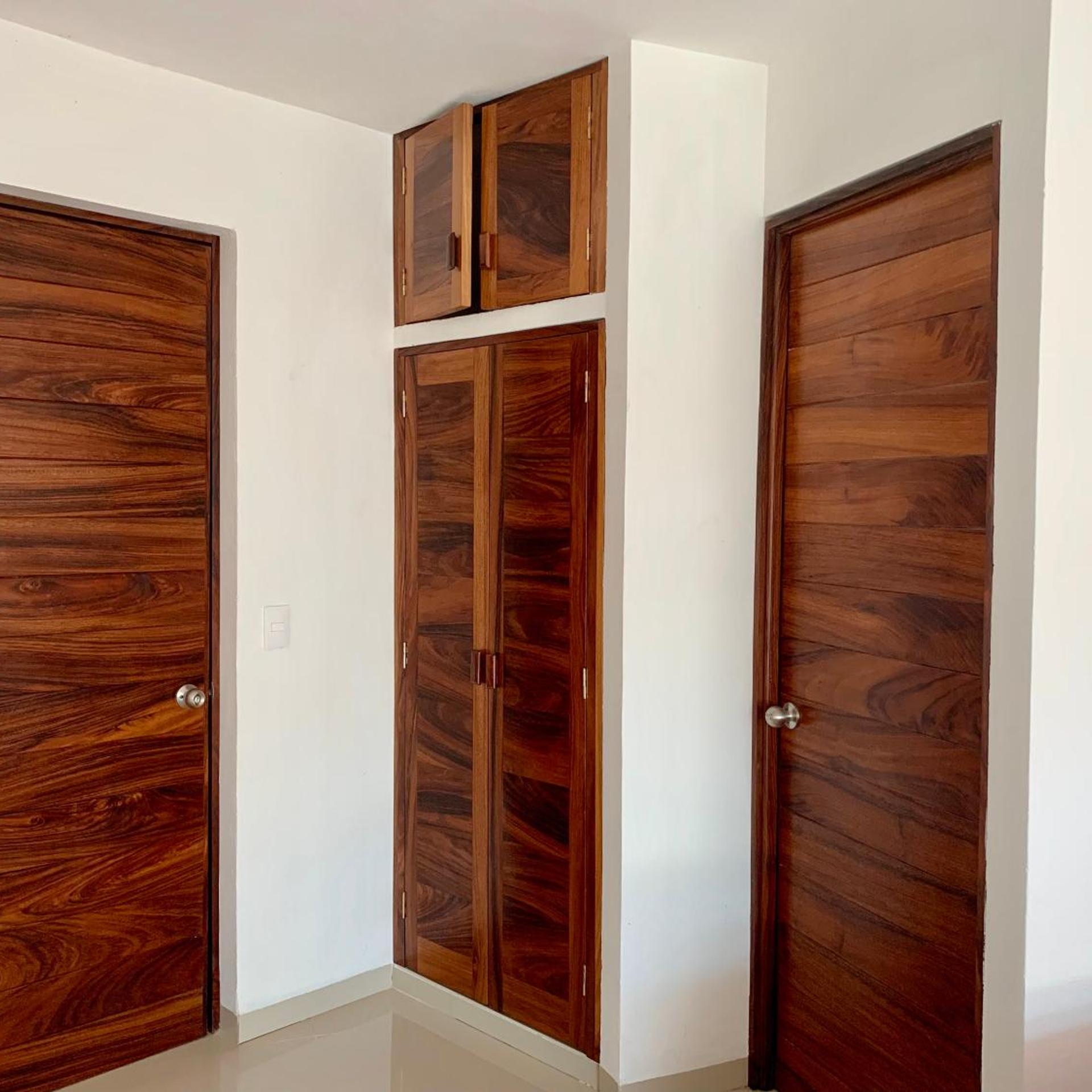 Solez Zihuatanejo 18/50