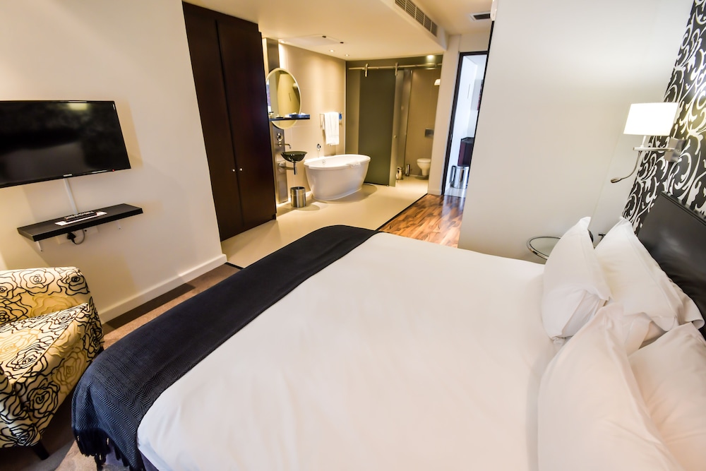 Colosseum Hotel 25/73