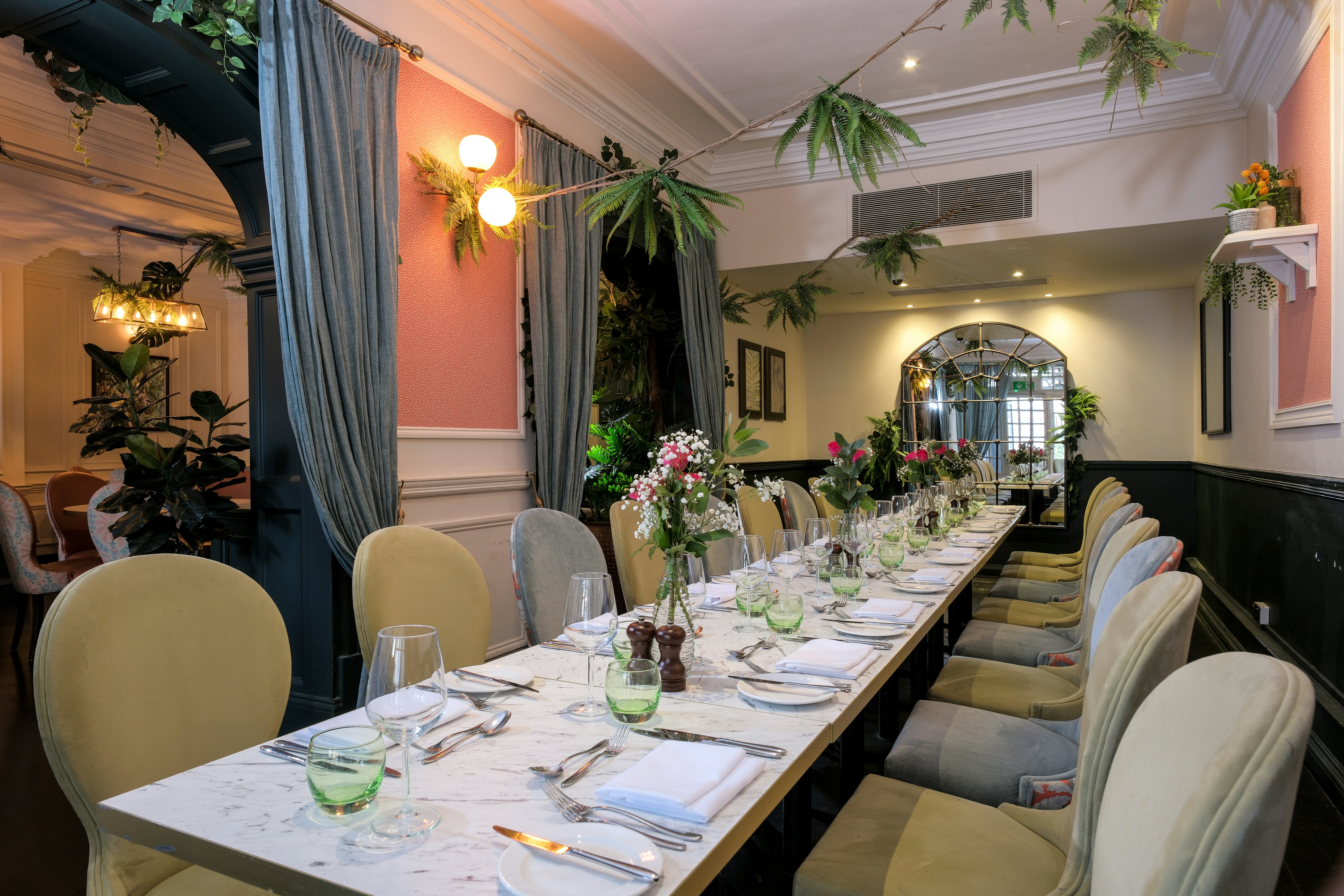 The Castle Hotel Windsor 30/50