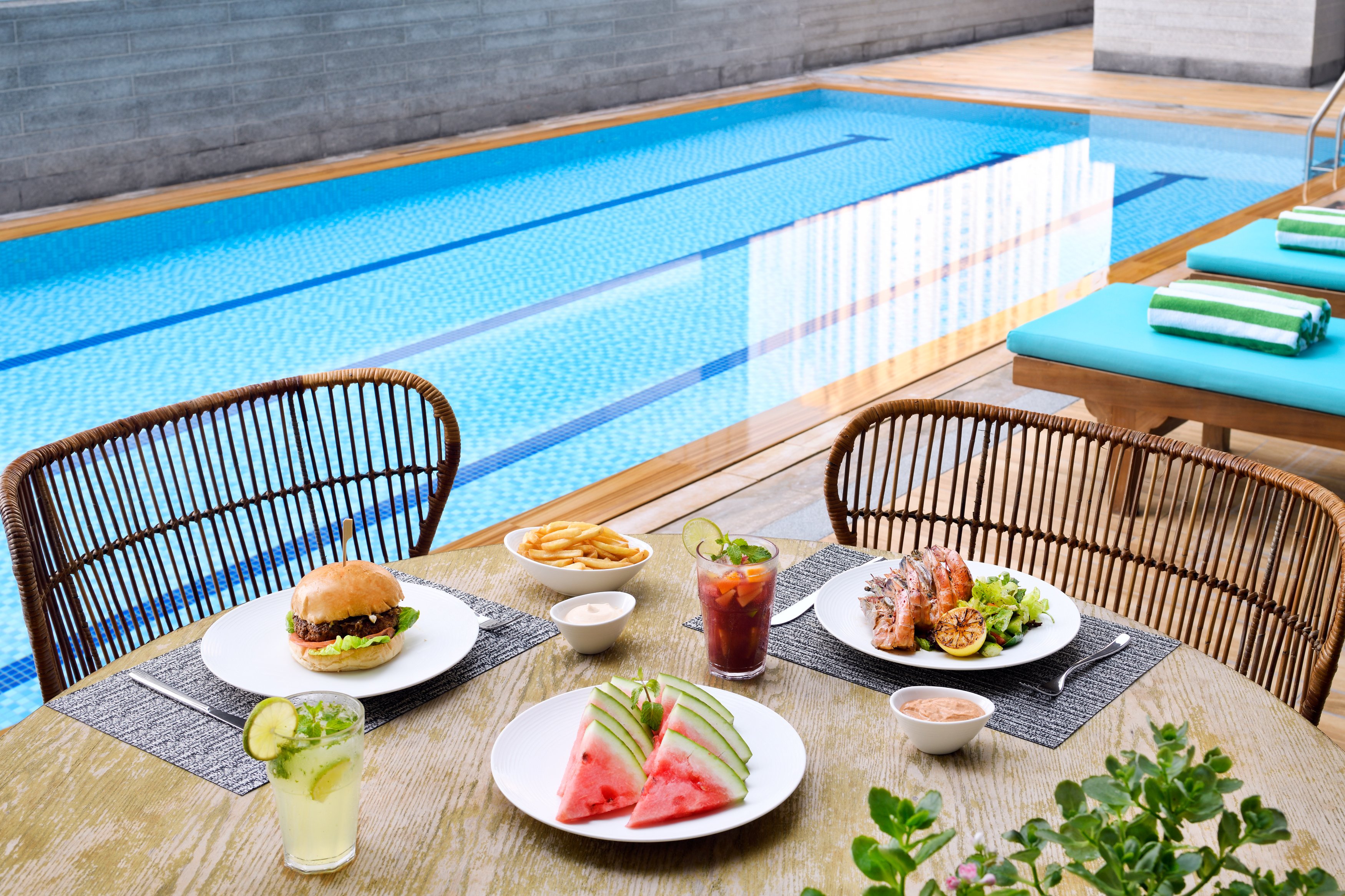 Crowne Plaza Dubai Marina 55/78