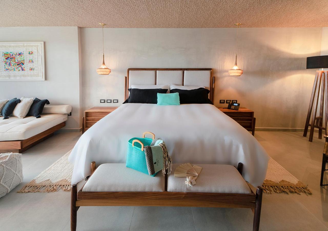 Deluxe, King Bed, Ocean View