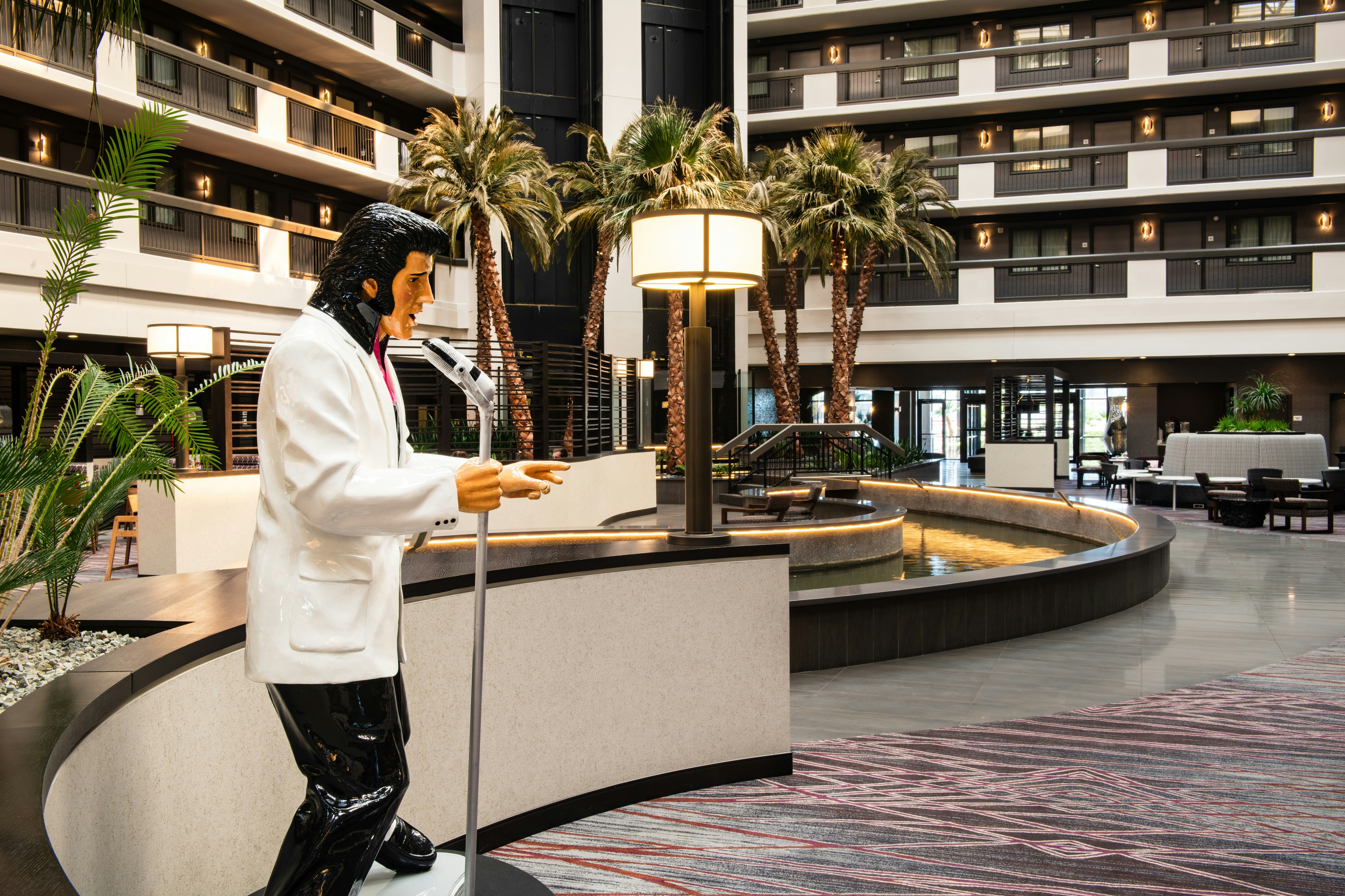 Embassy Suites Las Vegas 14/76